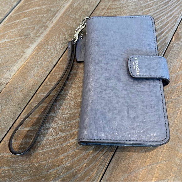 Coach Wristlet Wallet - Picture 10 of 10